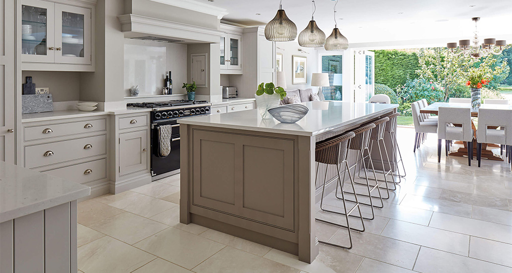 tom howley kitchens uk