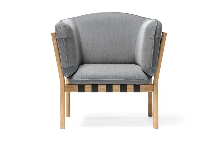 dowel upholstery armchair 10