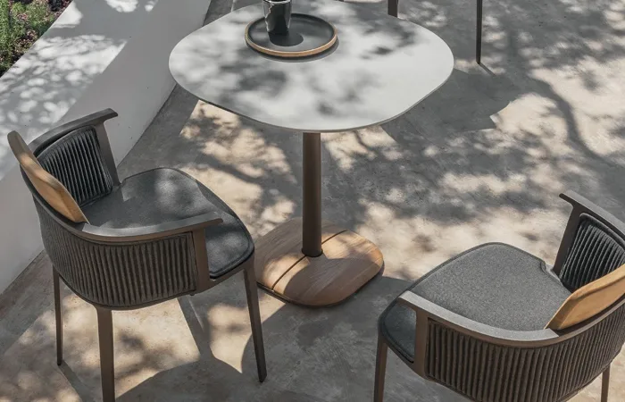 Nicolette dining armchair with cushion