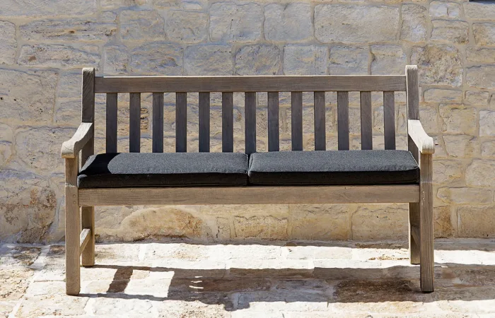 Notting hill bench