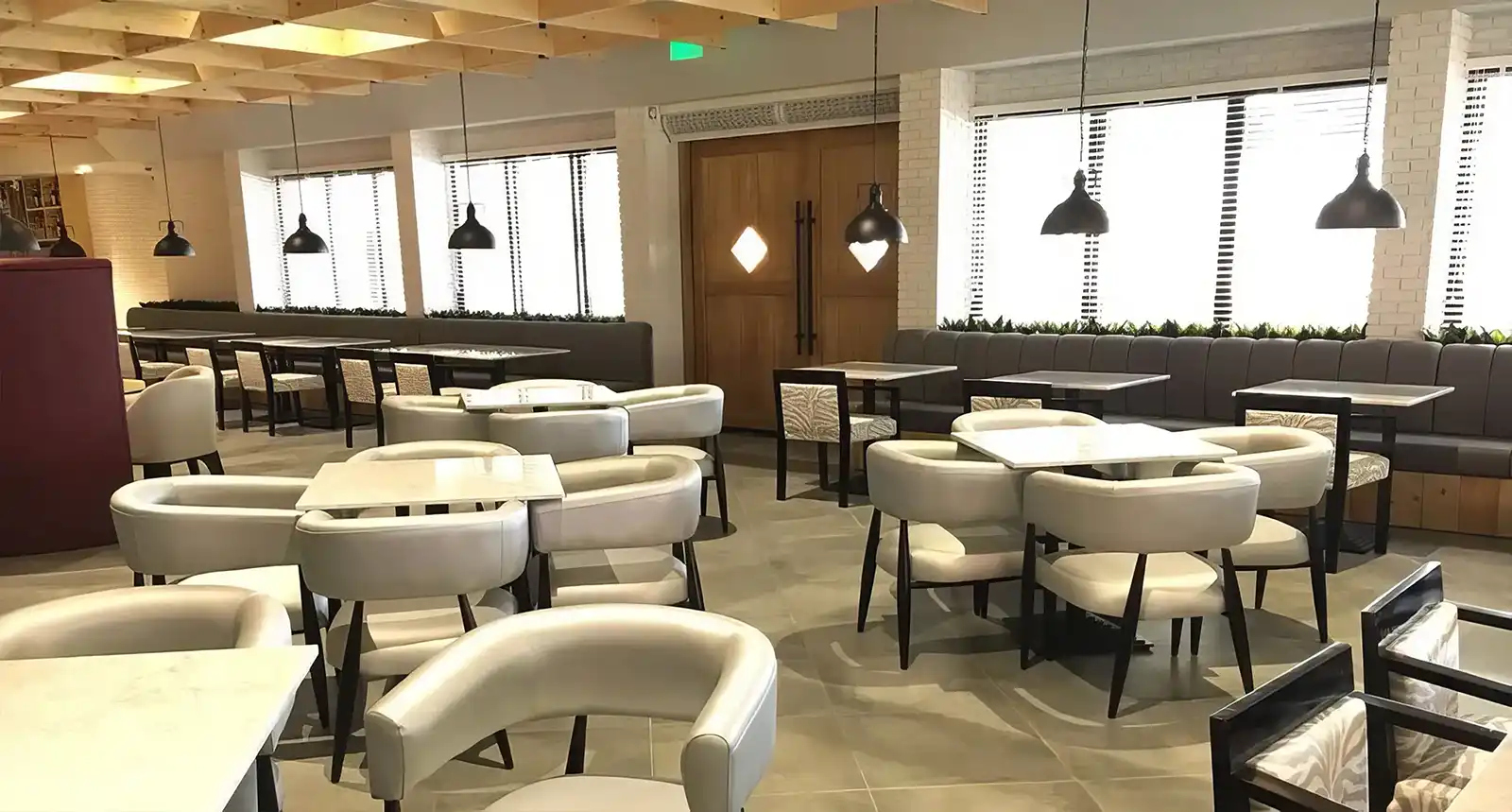 In the hide restaurant proj 6