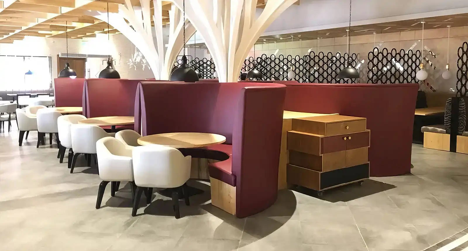 In the hide restaurant proj 9 1