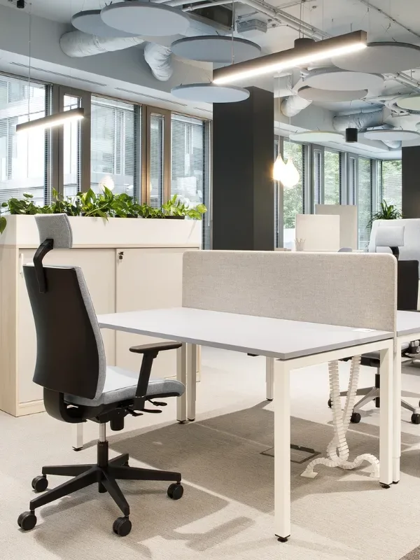 Office furniture 3
